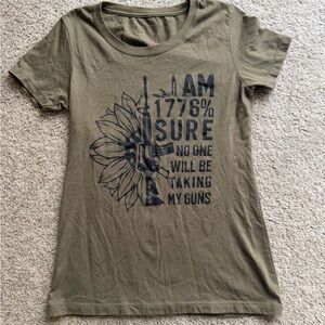 2A Graphic Tee Womens Medium